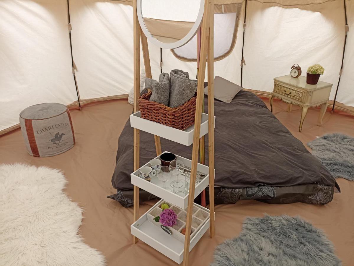 Natuur-Like Glamping In Bosland NeerNeerpelt المظهر الخارجي الصورة